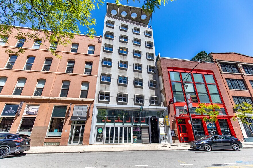 116 W Hubbard St, Chicago, IL à louer - Photo de l’immeuble – Image 1 sur 36