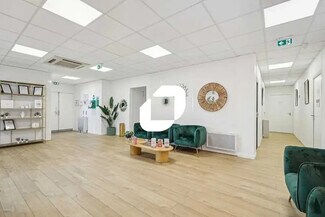 Plus de détails pour 7-9 Avenue Aristide Briand, Cachan - Bureau à louer