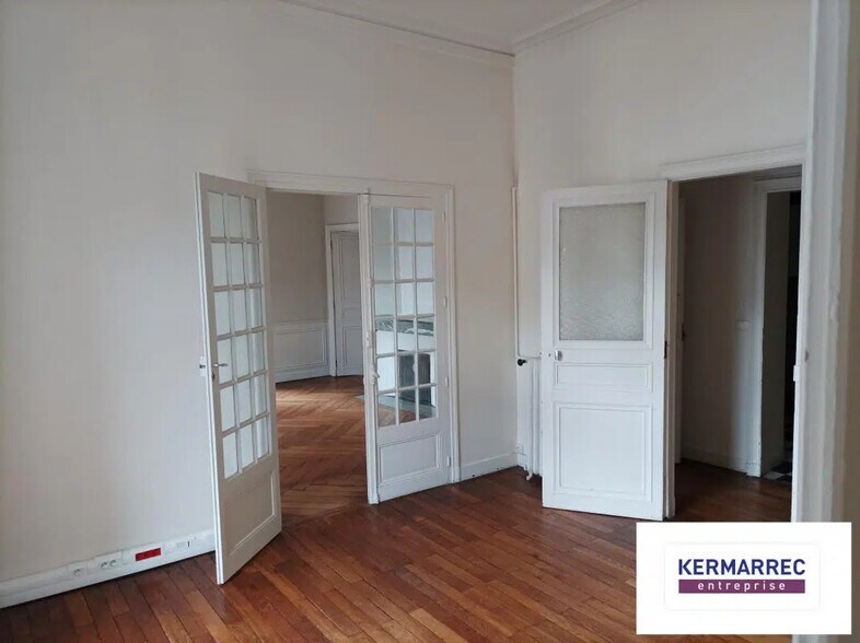 Bureau dans Nantes à louer - Photo de l’immeuble – Image 3 sur 4