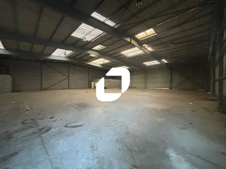 Local d’activités dans Le Barp à louer - Photo intérieure – Image 1 sur 5