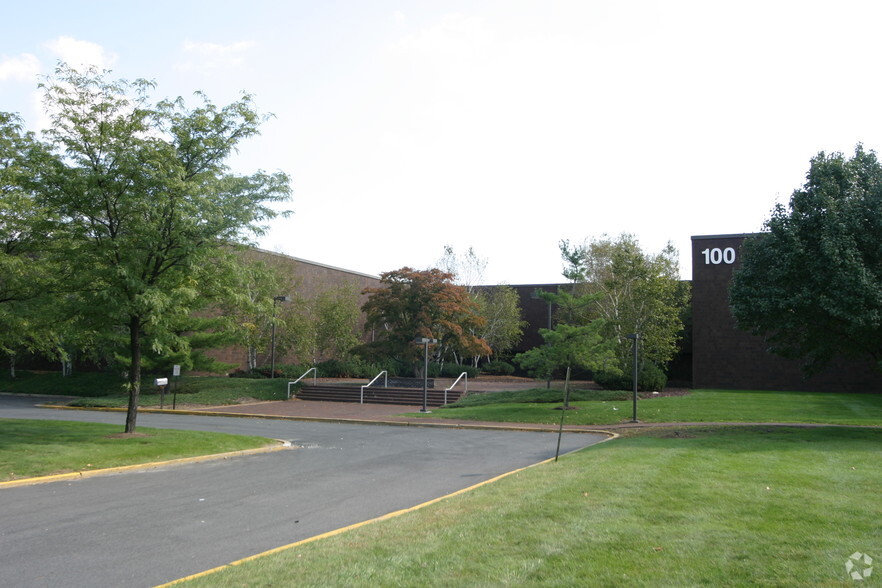 100 Herrod Blvd, South Brunswick, NJ à louer - Autre – Image 2 sur 8