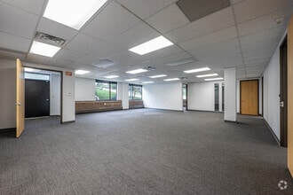 600 N Bell Ave, Carnegie, PA à louer Photo intérieure– Image 2 sur 9