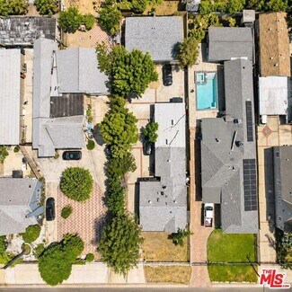 Plus de détails pour 10341 Arminta St, Sun Valley, CA - Logement à vendre