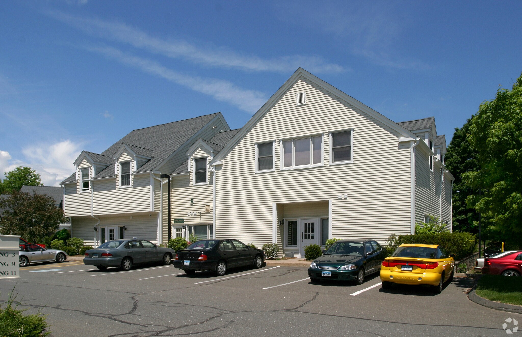 5 Melrose Dr, Farmington, CT à louer Photo principale– Image 1 sur 3