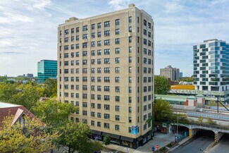 Plus de détails pour 5100 S Cornell Ave, Chicago, IL - Local commercial à louer