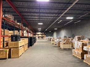 6620 Joy Rd, East Syracuse, NY à louer Photo intérieure– Image 2 sur 3