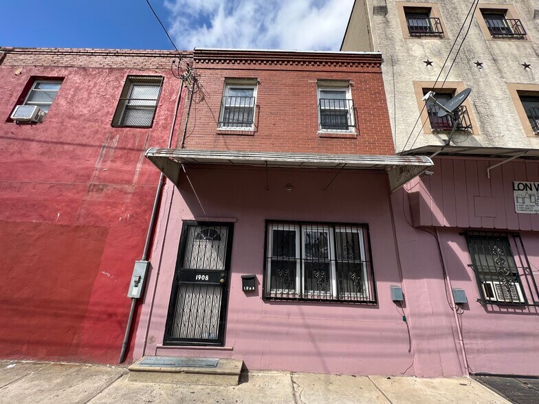 1908 S 7th St, Philadelphia, PA à vendre - Photo principale – Image 1 sur 12