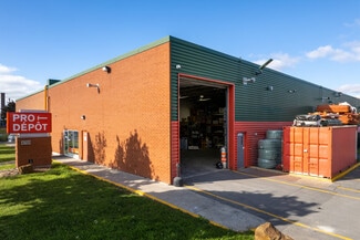 Plus de détails pour 2695 Av Dollard, Montréal, QC - Industriel/Logistique à vendre