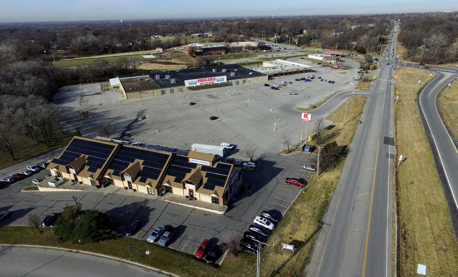 7100-7126 NW Prairie View Rd, Kansas City, MO à louer Photo de l’immeuble– Image 1 sur 11