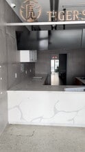 5800-5840 Sunset Dr, South Miami, FL à louer - Vidéo sur l’annonce professionnelle 