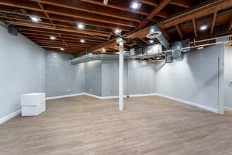 7301 Girard Ave, La Jolla, CA à louer Photo intérieure– Image 1 sur 3