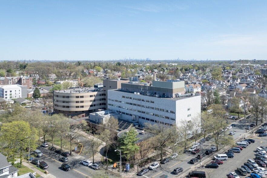 680 Broadway, Paterson, NJ à louer - Aérien – Image 3 sur 22