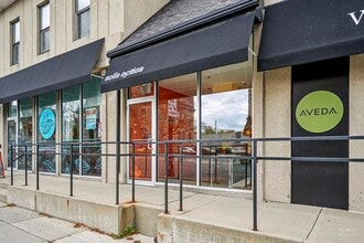 93-101 King St W, Hamilton, ON à louer Photo de l’immeuble– Image 2 sur 9