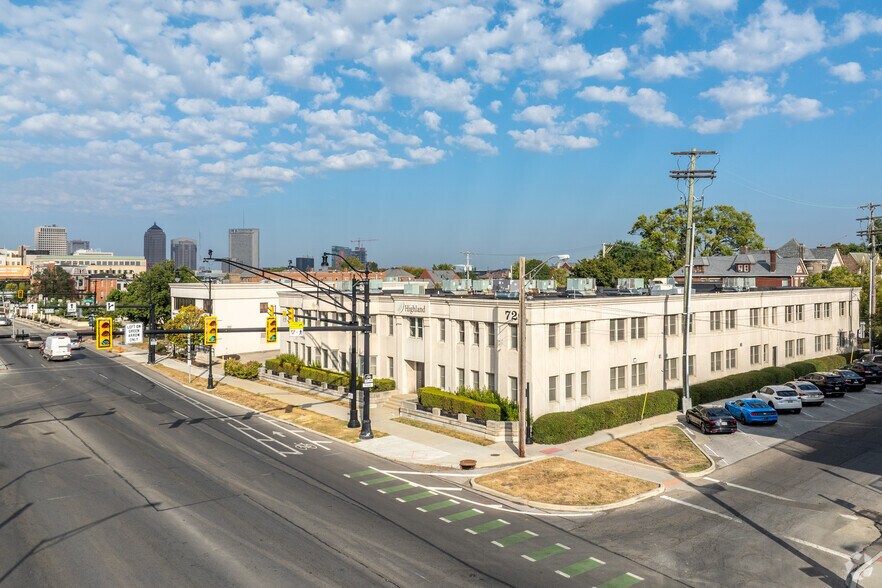 720 E Broad St, Columbus, OH à louer - Photo de l’immeuble – Image 2 sur 17