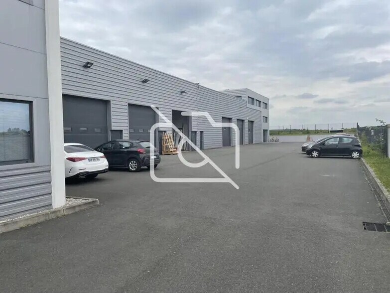 Industriel/Logistique dans Égly à louer - Photo de l’immeuble – Image 3 sur 4