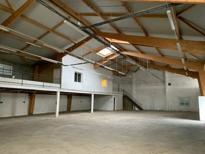 Industriel/Logistique dans Ustaritz à louer - Photo intérieure – Image 3 sur 8