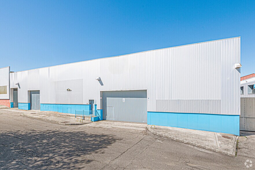 Calle Artesanía, 9, Coslada, Madrid à vendre - Photo de l’immeuble – Image 3 sur 23