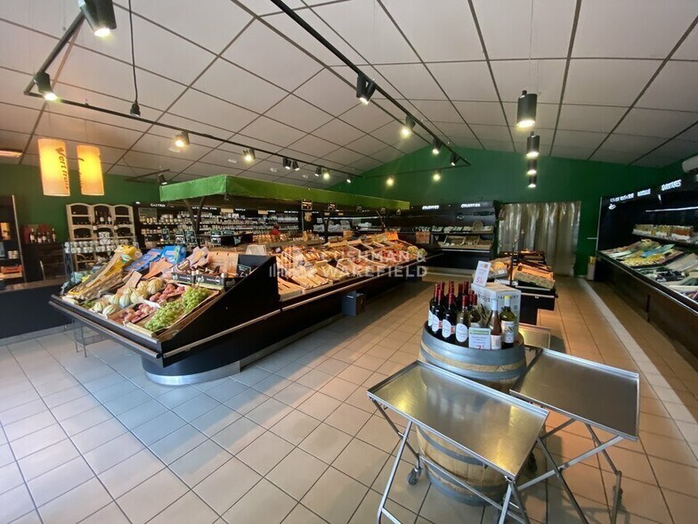 Local commercial dans Eysines à louer - Photo de l’immeuble – Image 3 sur 14