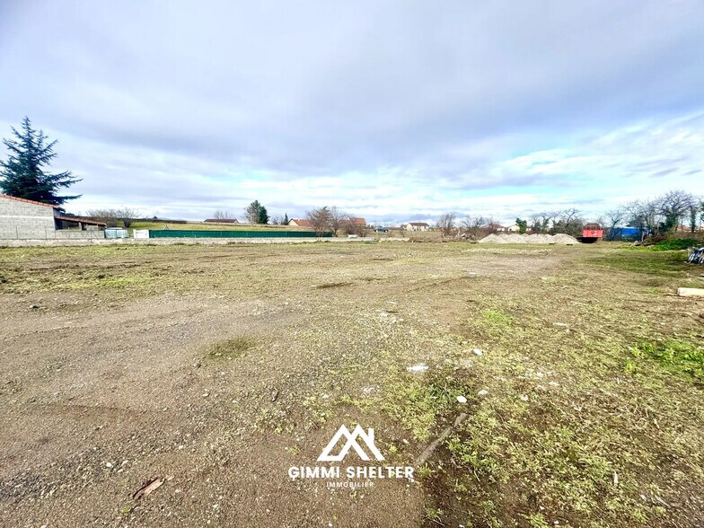 Terrain dans Riom à vendre - Photo de l’immeuble – Image 1 sur 3