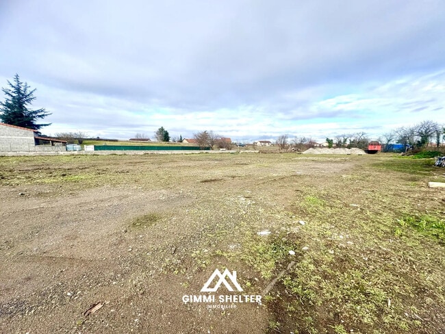 Plus de détails pour Terrain à vendre