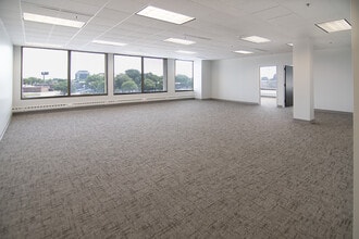 1827 Walden Office Sq, Schaumburg, IL à louer Photo intérieure– Image 2 sur 5