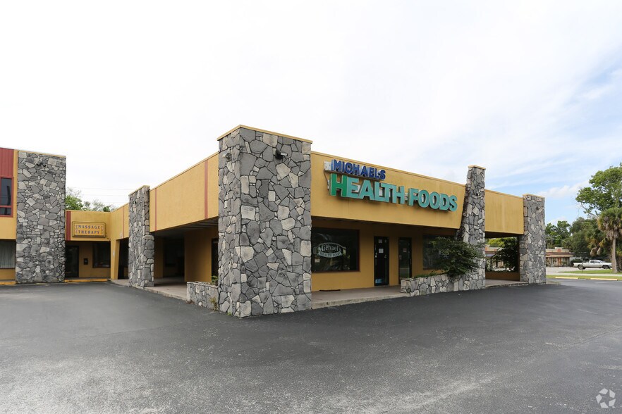 661 Beville Rd, Daytona Beach, FL à louer - Photo principale – Image 1 sur 32