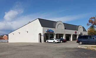 Plus de détails pour 8017-8067 N Wayne Rd, Westland, MI - Local commercial à louer