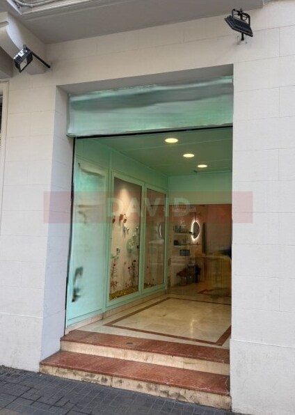 Local commercial dans Barcelone, Barcelona à louer Photo de l’immeuble– Image 1 sur 5