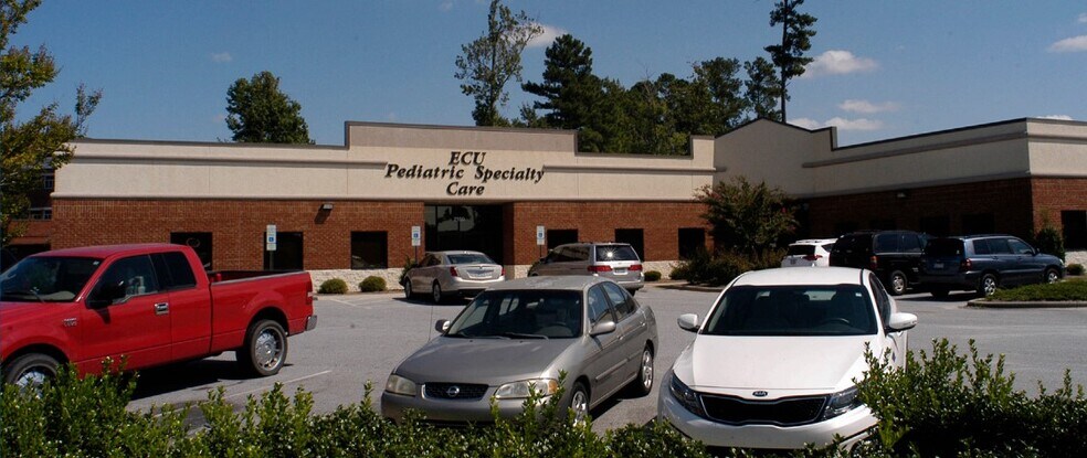 2150 Herbert Ct, Greenville, NC à vendre - Photo principale – Image 1 sur 8