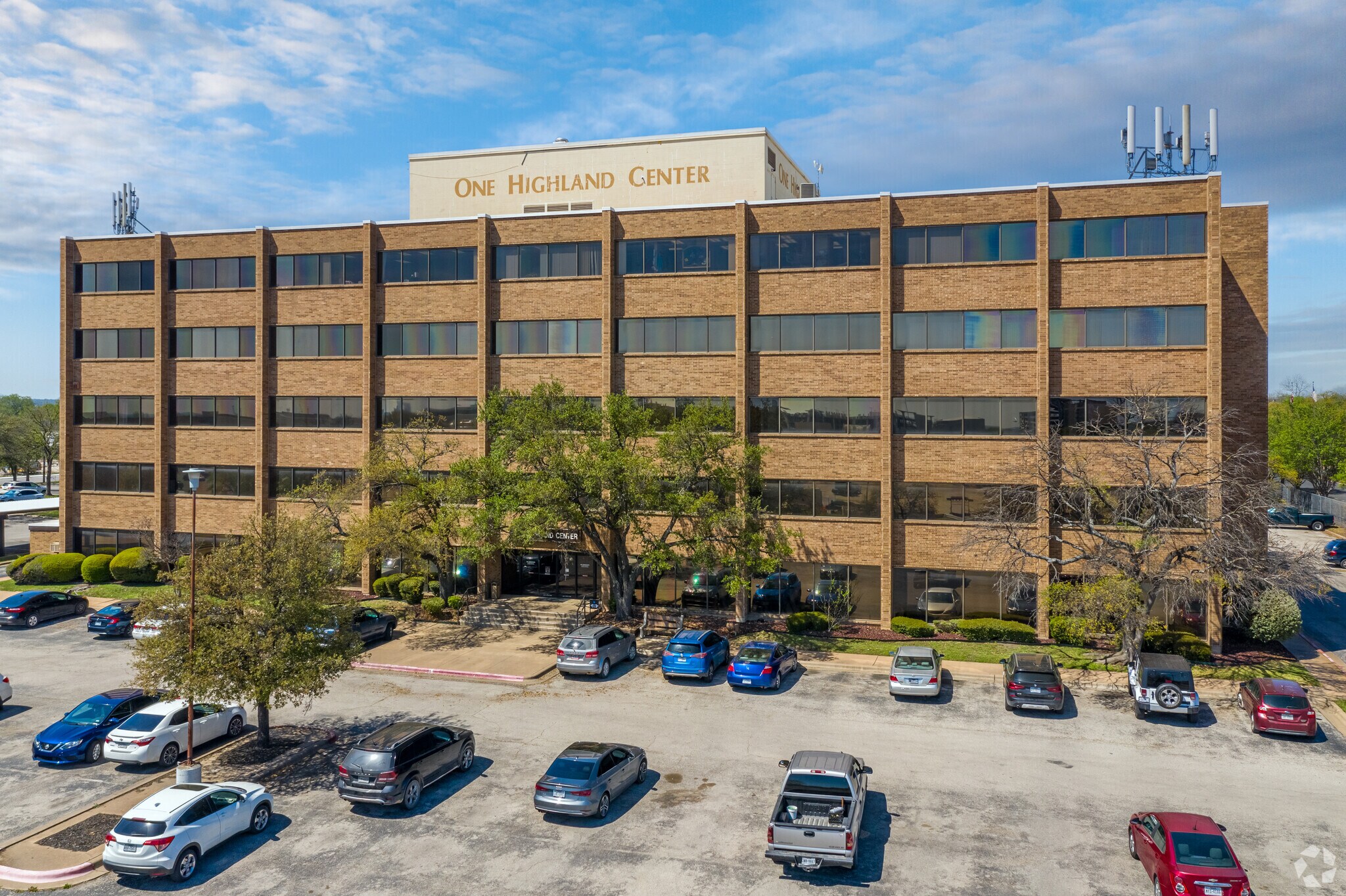 314 E Highland Mall Blvd, Austin, TX à louer Photo de l’immeuble– Image 1 sur 8