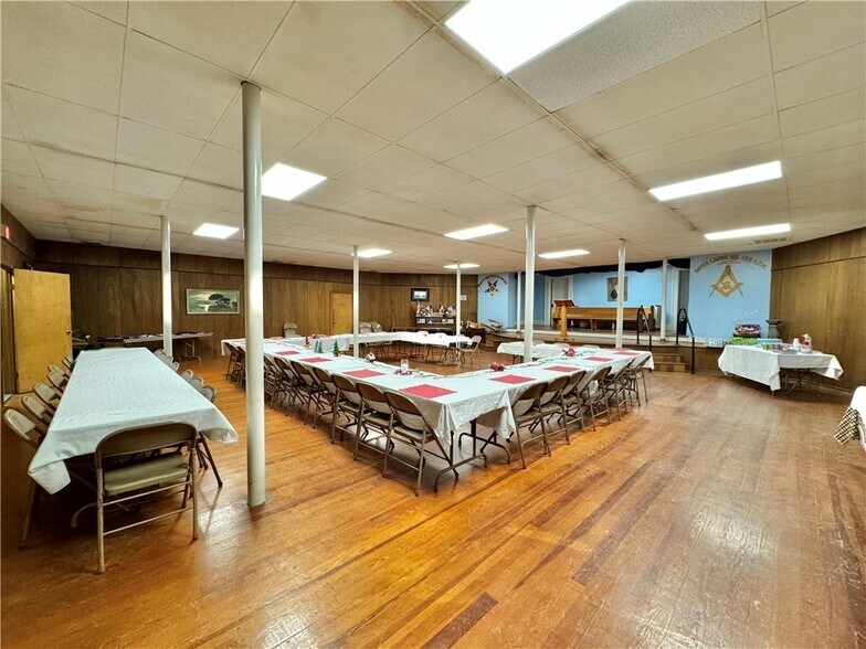 439 NE Main St, Easley, SC à vendre - Photo intérieure – Image 3 sur 17
