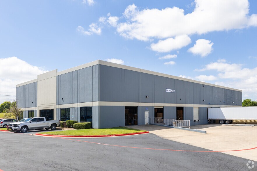 2701 Gattis School Rd, Round Rock, TX à louer - Photo principale – Image 3 sur 7