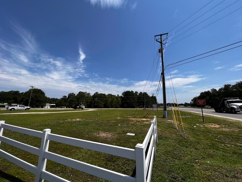 4940 NC Highway 87 S, Fayetteville, NC à louer - Photo de l’immeuble – Image 2 sur 3