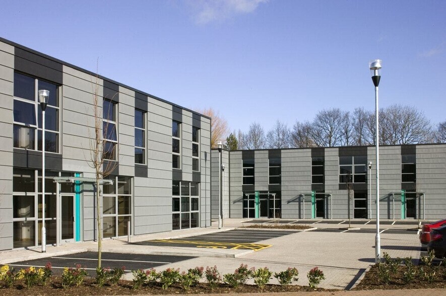 Cranmore Dr, Solihull à vendre - Photo de l’immeuble – Image 3 sur 3