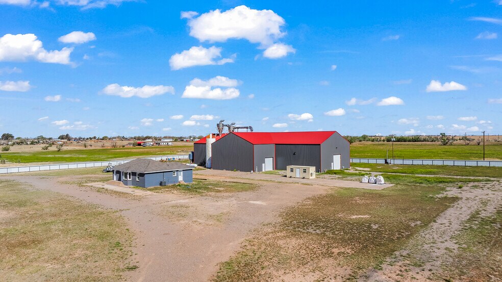 1809 W Highway 114, Levelland, TX à vendre - Photo principale – Image 1 sur 31