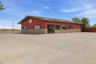 Plus de détails pour 515 W 5th St, Pine Bluffs, WY - Local commercial à vendre