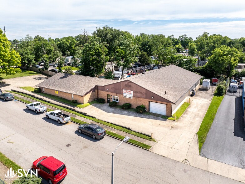 881 Newtown Pike, Lexington, KY à louer - Photo de l’immeuble – Image 1 sur 20