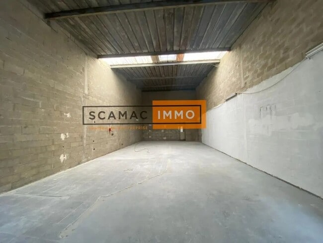 Plus de détails pour Industriel/Logistique à louer