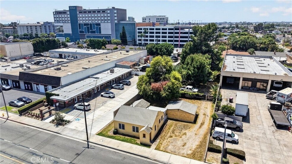 6851 Stanton Ave, Buena Park, CA à vendre - Photo de l’immeuble – Image 2 sur 5