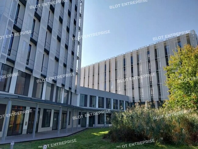 Plus de détails pour Bureau à vendre