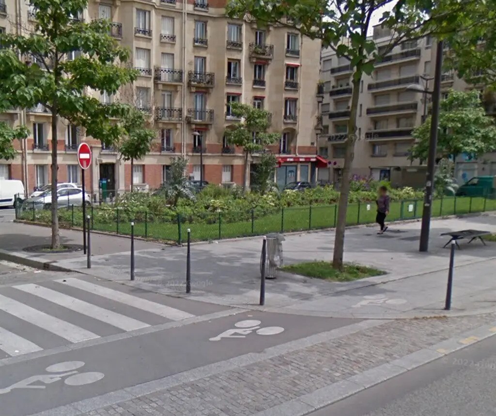 Local commercial dans Paris à louer Photo de l’immeuble– Image 1 sur 4