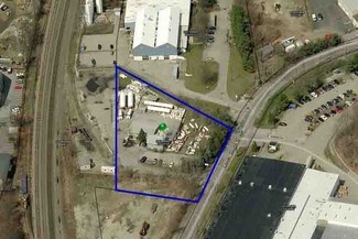 Plus de détails pour 1060 Lower South St, Peekskill, NY - Industriel/Logistique à louer