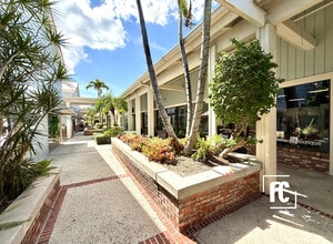 3700 E Ocean Blvd, Stuart, FL à louer Photo de l’immeuble– Image 2 sur 10