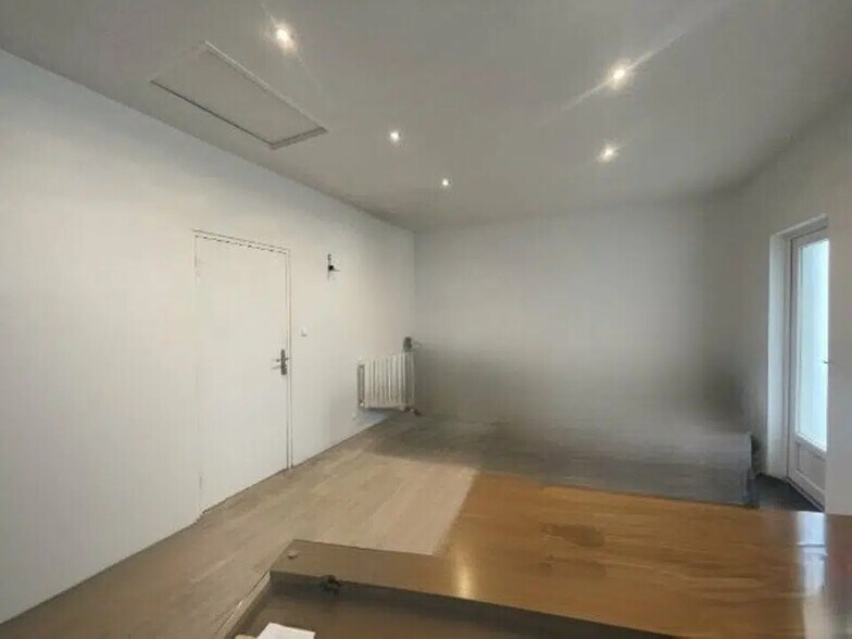 Local commercial dans Reims à louer - Photo intérieure – Image 2 sur 4