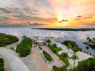 Plus de détails pour 57 Garden Cove Dr, Key Largo, FL - Spécialisé à vendre