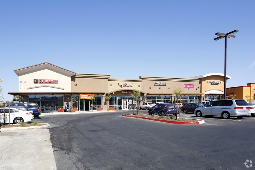 1870 N Perris Blvd, Perris, CA à louer - Photo de l’immeuble – Image 2 sur 6