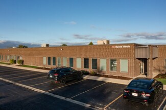 Plus de détails pour 400-420 Eisenhower Ln N, Lombard, IL - Local d’activités à vendre