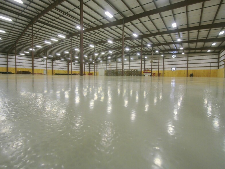 1750 South Ln, Mandeville, LA à louer - Photo de l’immeuble – Image 1 sur 39
