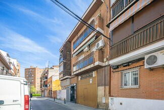 Plus de détails pour Local commercial à louer