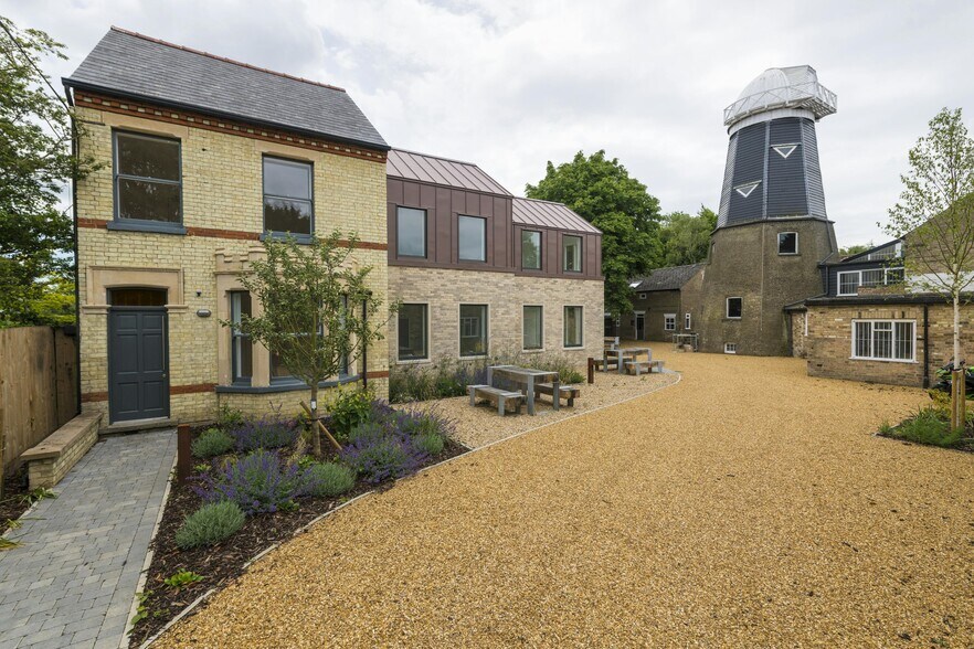 9-15 Frenchs Rd, Cambridge à louer - Photo de l’immeuble – Image 3 sur 17